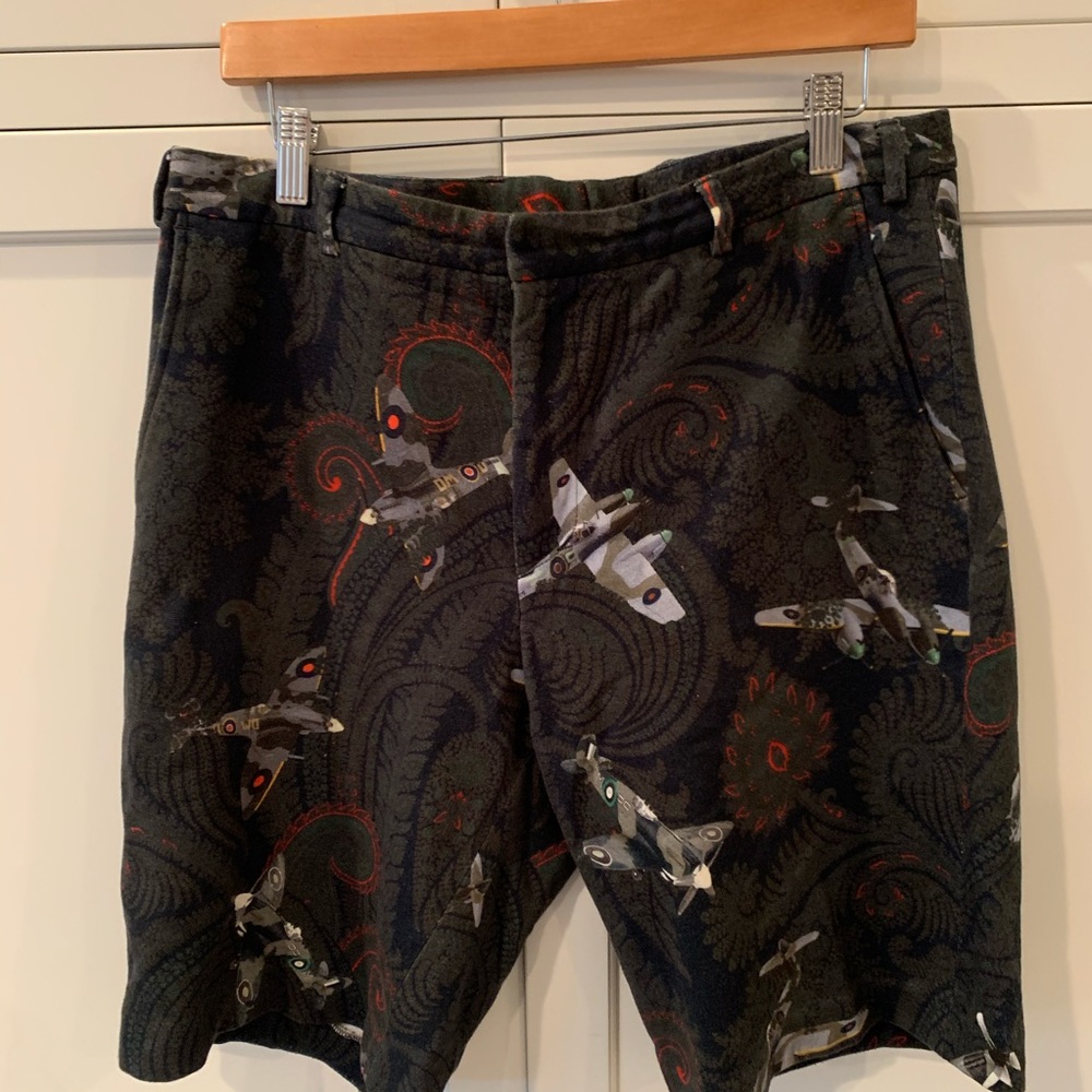 Givenchy Men's Green Poplin Bermuda Shorts